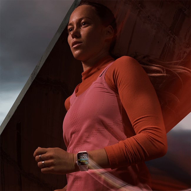 Apple Watch Series 9 45mm - Pink Aluminum Light Sport S-M  (Product view 6)