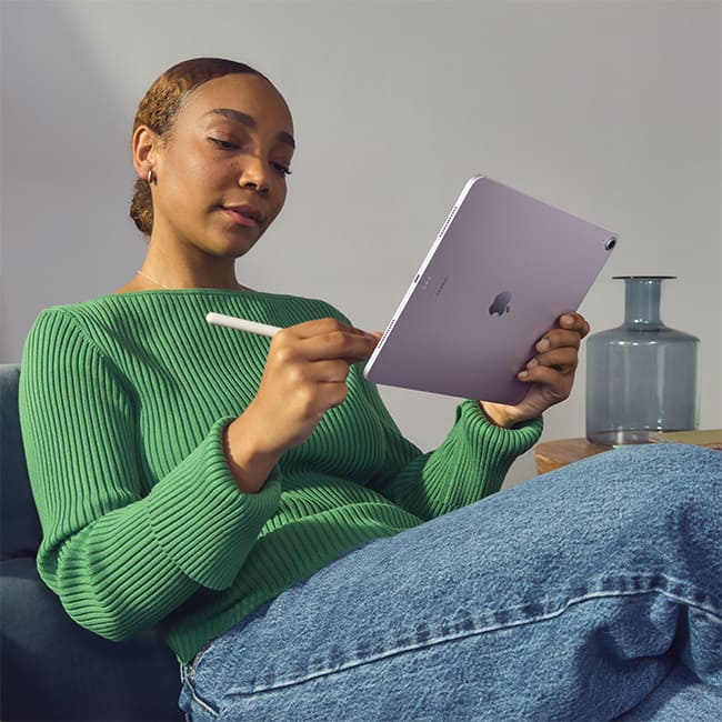 Apple iPad Air de 13" (2024), morado (consulta de producto 5)